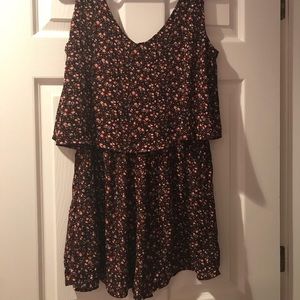 Red floral romper size L